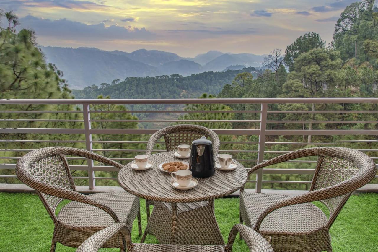 Asdaed Apartment Kasauli Exterior foto